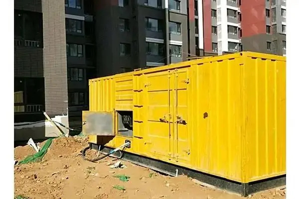 佛山发电机租赁中燃油压力过低会对发动机的哪些部件造成损坏？