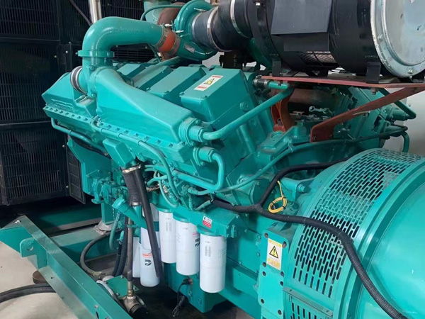 佛山更换100kW柴油发电机组机油时，需要注意哪些事项？